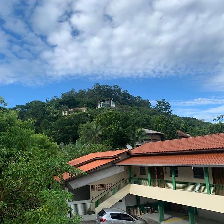 Pousada Dona Ema Balneário Camboriú Esterno foto